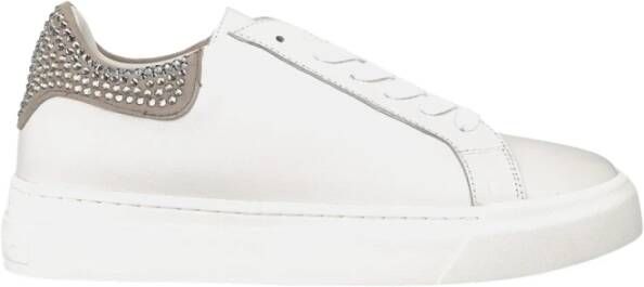 Alma en Pena Leren sneaker met strass detail White Dames