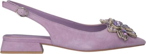 Alma en Pena Platte schoen met neuskap en bloemversiering Purple Dames