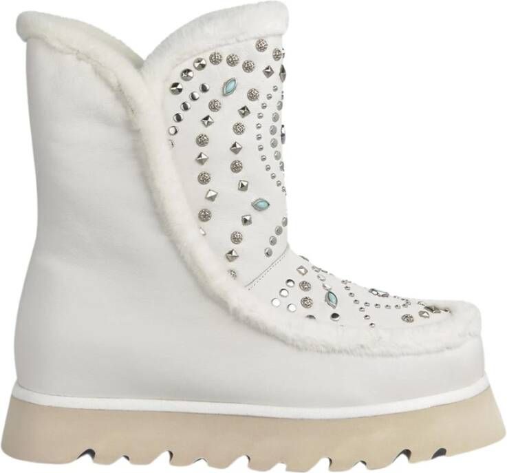 Alma en Pena Studded Fur Ankle Boots White Dames