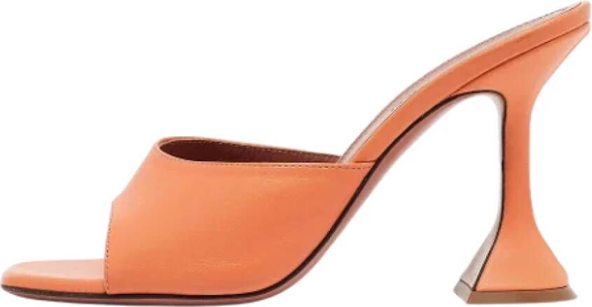 Amina Muaddi Pre-owned Leather sandals Orange Dames