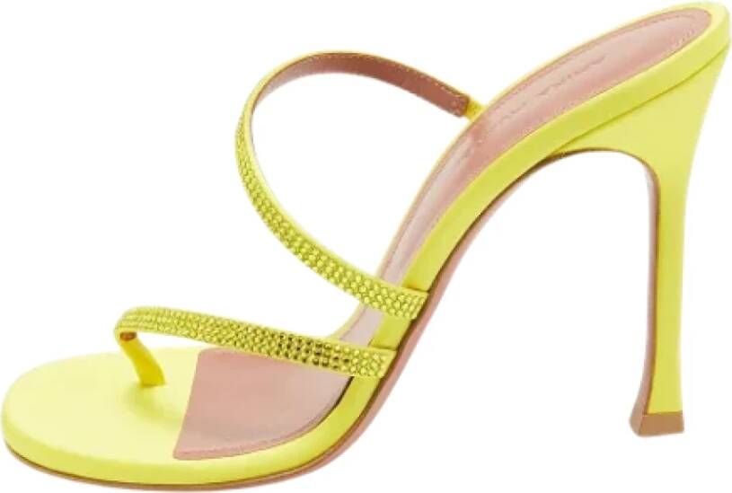 Amina Muaddi Pre-owned Satin sandals Yellow Dames