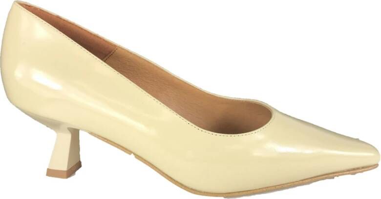 Angel Alarcon Klassieke Pump Schoenen Beige Dames