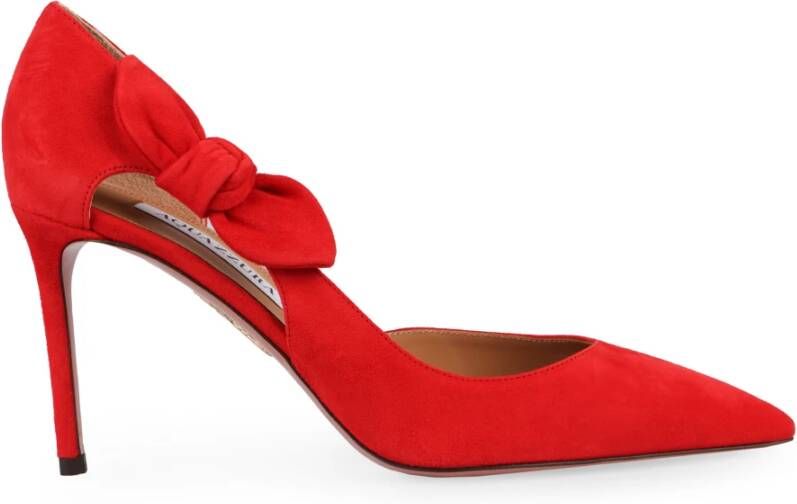 Aquazzura Strik Suede Pumps met Uitgesneden Detail Red Dames