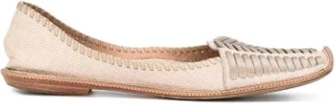 Armani Pre-owned Leather flats Beige Dames