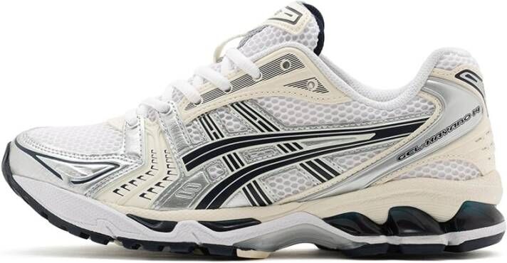 ASICS Stijlvolle Sneakers voor Actieve Levensstijl White Dames