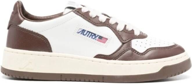 Autry Bruin Leren Veterschoenen Brown Dames