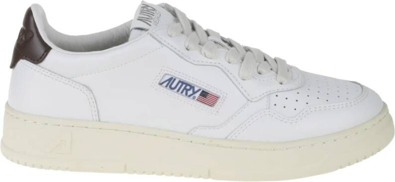 Autry Bruine platte schoenen in Pelle stijl White Heren