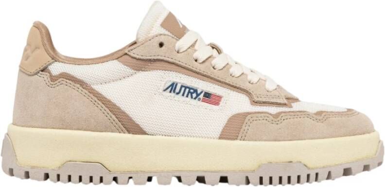 Autry Casual Sneakers Ak03 Beige Dames