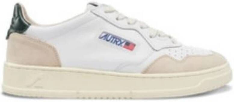 Autry Witte leren sneakers met groene hiel geïnspireerd op jaren 80 design White Heren