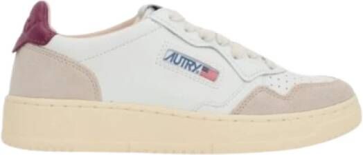 Autry Distressed Medalist Leren Sneakers White Dames