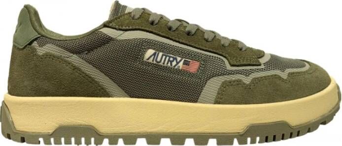 Autry Groene canvas golfsneakers revolutioneren stedelijke stijl Green Heren