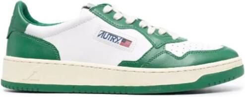 Autry Witte Groene Leren Sneakers met Geperforeerde Neus Green