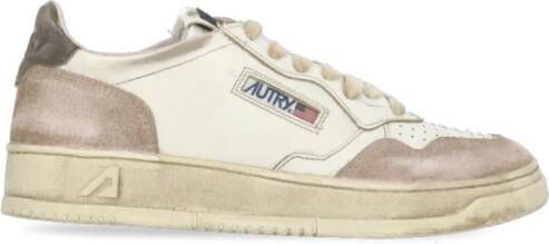 Autry Ivoor Leren Sneakers met Logodetails Beige Dames