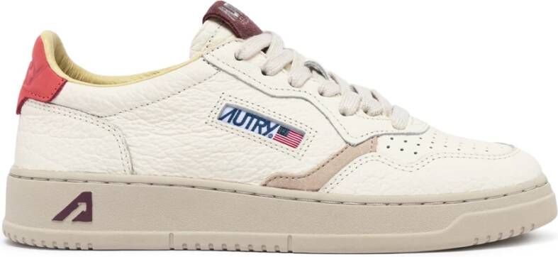 Autry Klassieke Witte Sportieve Platte Schoenen White Heren