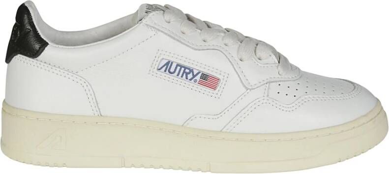 Autry Lage Leren Medalist Sneakers White Dames