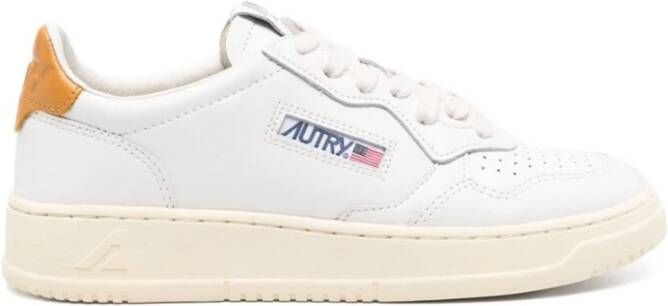 Autry Lage Top Sneakers Wit Honing White Dames