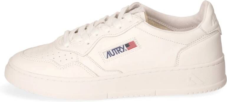 Autry Leren Low-Top Sneaker met Iconische Details White Heren