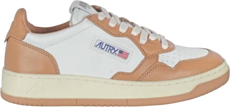 Autry Leren sneakers met geborduurd logo Brown Dames