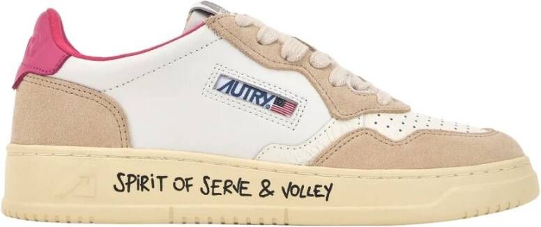 Autry Vintage Stijl Lage Top Leren Sneakers in Wit Zand Roze White Dames