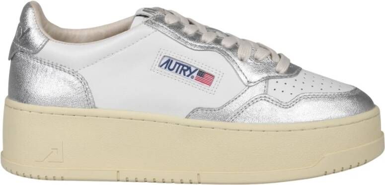 Autry Platform Sneakers met Metallic Back Patch White Dames