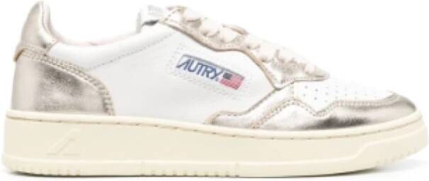 Autry Platinum Sneakers Kleur: Zilver Grijs Dames