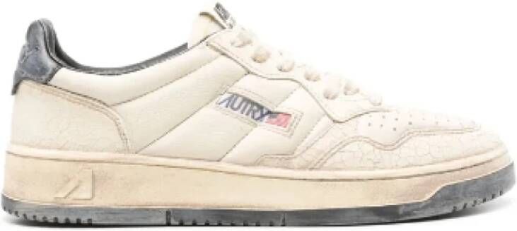 Autry Platte schoenen voor vrouwen Beige Dames