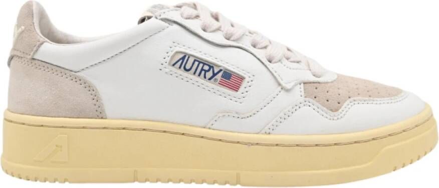 Autry Sneakers in Suède Leer Wit Zand White Dames