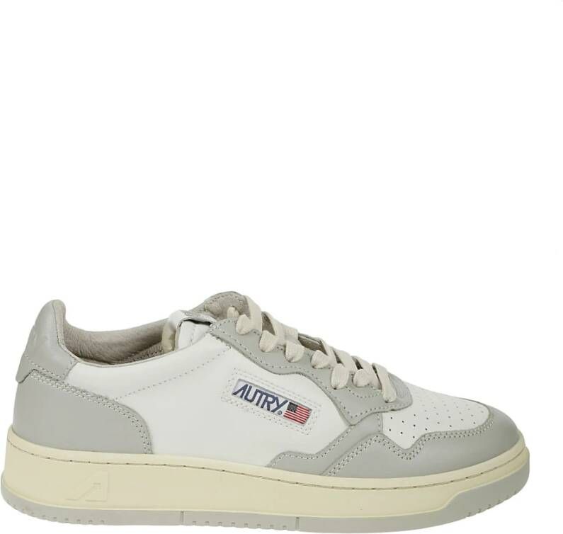 Autry Medalist Low Top Sneakers Wit Dames