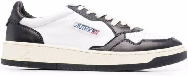 Autry Zwarte Sneakers met Raffelige Panelen Zwart