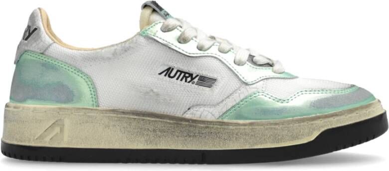 Autry Sportschoenen Supvint Low Green Dames