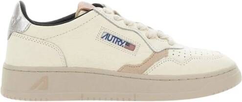 Autry Stijlvolle Scarpa Schoenen voor jou Beige Dames