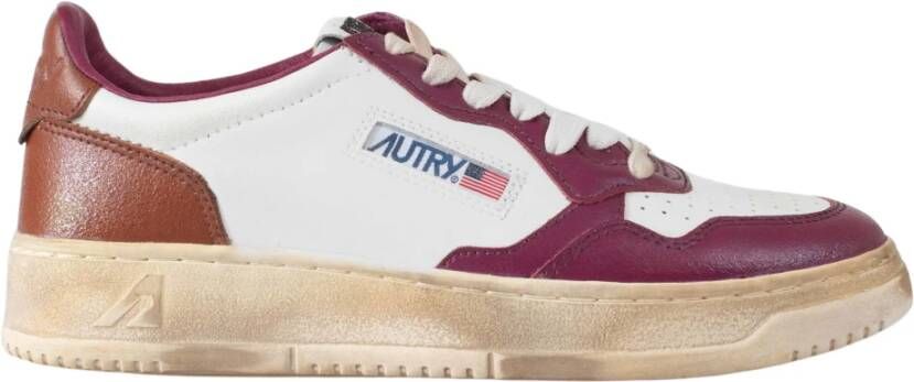 Autry Vintage leren sneakers met geperforeerde neus Multicolor Dames