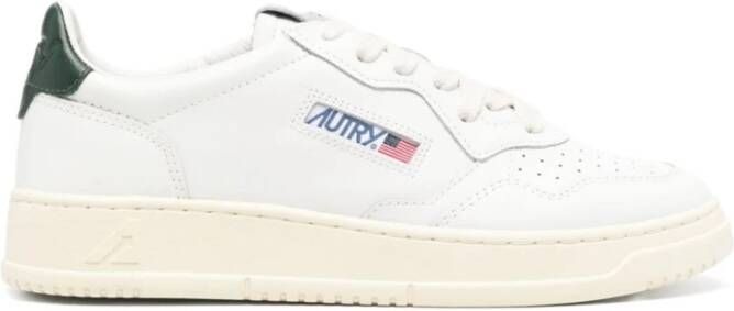 Autry Witte Leren Sneakers met Geperforeerde Details White Heren