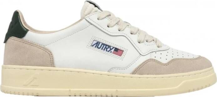 Autry Witte leren sneakers met groene hiel geïnspireerd op jaren 80 design White Heren