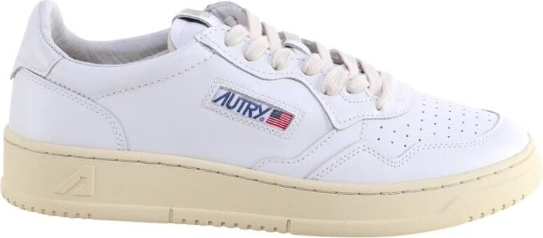 Autry Witte Leren Veterschoenen Ss23 White Heren