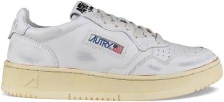 Autry Witte Leren Vintage Lage Sneakers White Dames