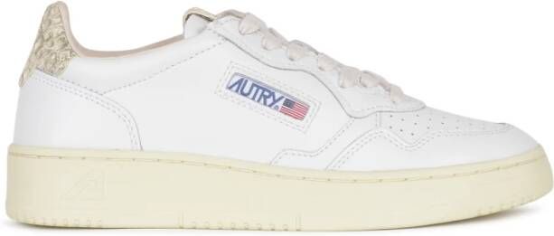 Autry Witte Sneakers Laag Medalist White Dames