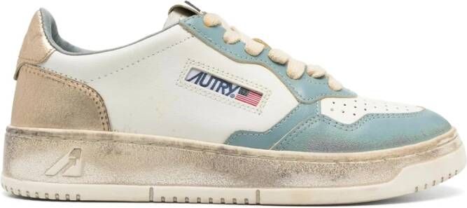 Autry Witte Veterschoenen met Logo Patch Multicolor Dames