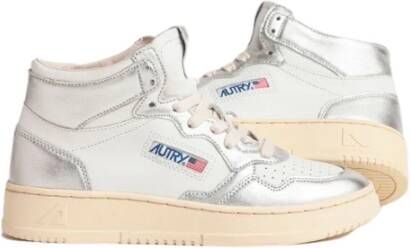 Autry Witte Leren Veterschoenen met Logo Patch White Dames