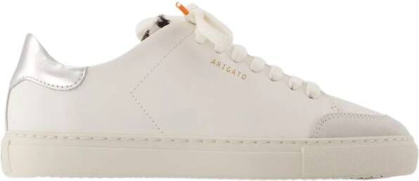 Axel Arigato Minimalistische leren sneaker met zilveren detail White Dames