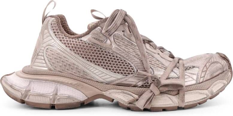 Balenciaga Mesh Sneakers met reliëflogo Beige Heren