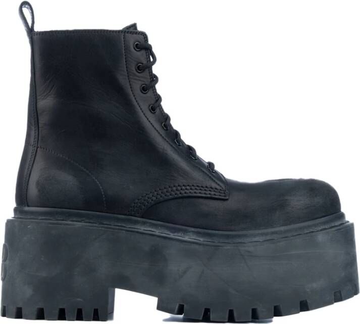 Balenciaga Veterschoenen van Leer voor Vrouwen Black Dames