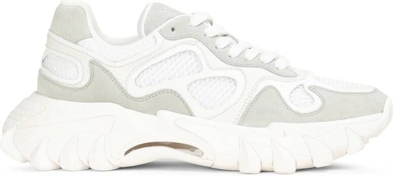 Balmain Witte Sneakers met Vetersluiting en Logo B-East trainer van leer suède en mesh. White Heren