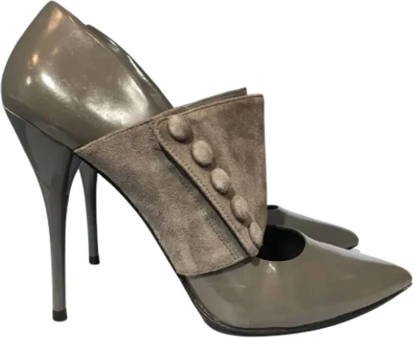 Balmain Pre-owned Leather heels Gray Dames