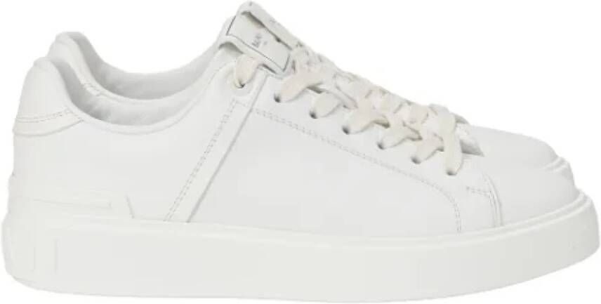 Balmain Pre-owned Leather sneakers White Dames