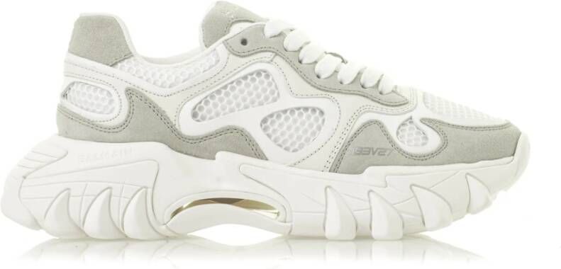 Balmain Witte Sneakers met Vetersluiting en Logo B-East trainer van leer suède en mesh. White Heren