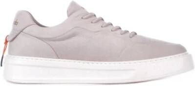 Barracuda Ivoor Leren Sneakers Geperforeerde Details Rubberen Zool Beige Heren