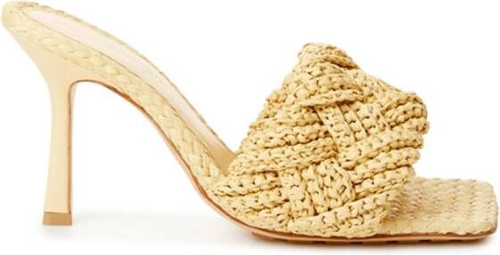 Bottega Veneta Beige Raffia Hak Sandaal Mule met Intreccio Beige Dames