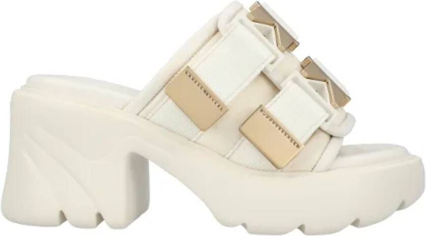 Bottega Veneta Leather sandals Beige Dames