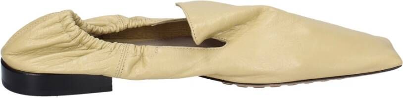 Bottega Veneta Leren Ballerina`s Beige Dames